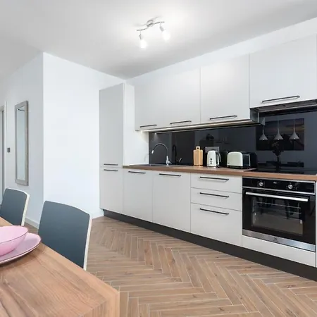 Barbara, 300m From The Sea