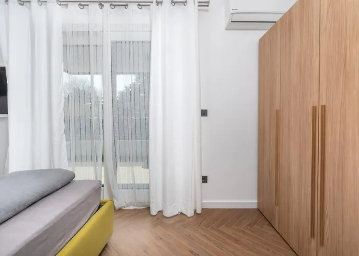 Barbara, 300m From The Sea