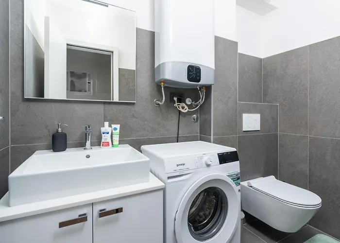 アパート Barbara, 300m From The Sea