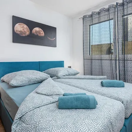 Barbara, 300m From The Sea דירה פורץ